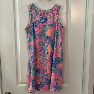 Beautiful Lilly Pulitzer dress with pearls. Size Xs